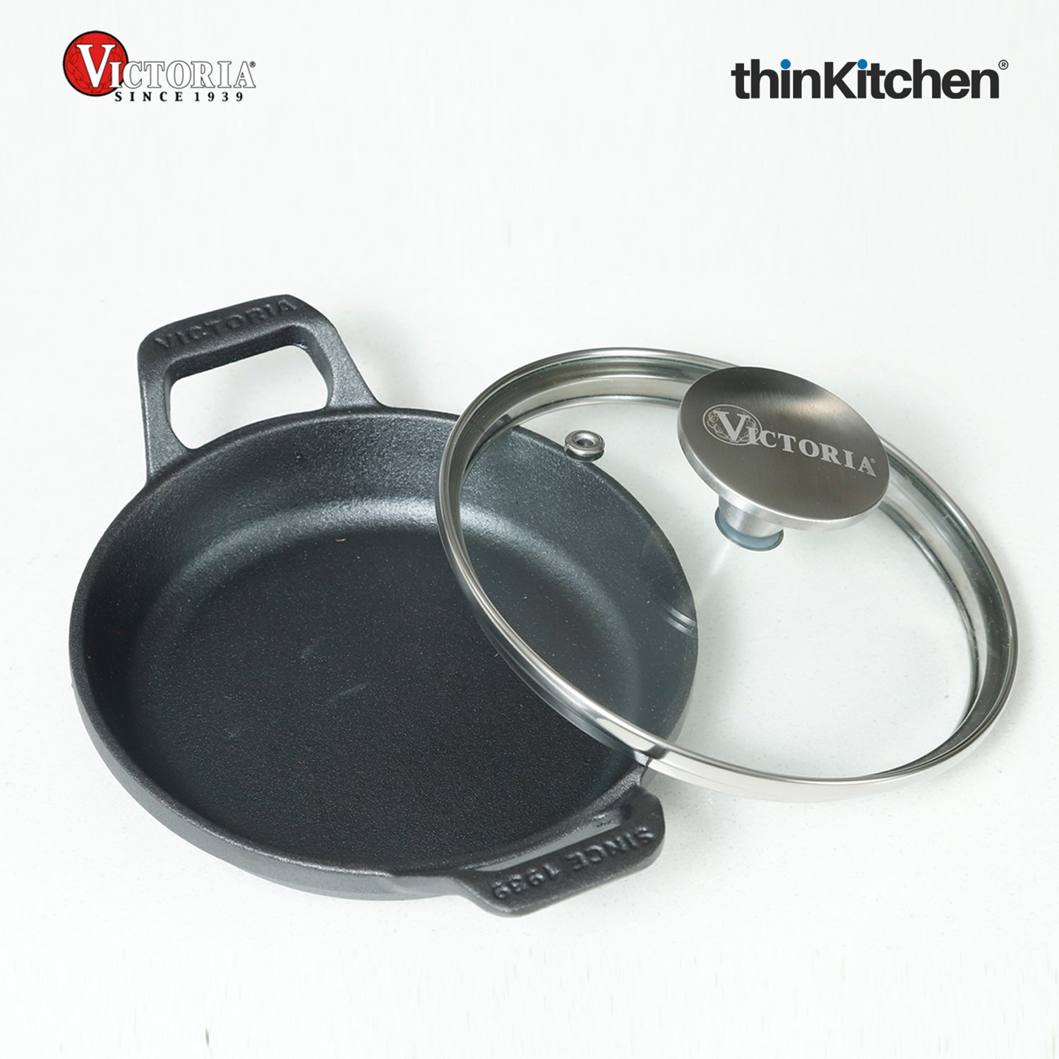 Victoria 5.5 in Mini Round Casserole Dish with Glass Lid Pre-Seasoned - 10