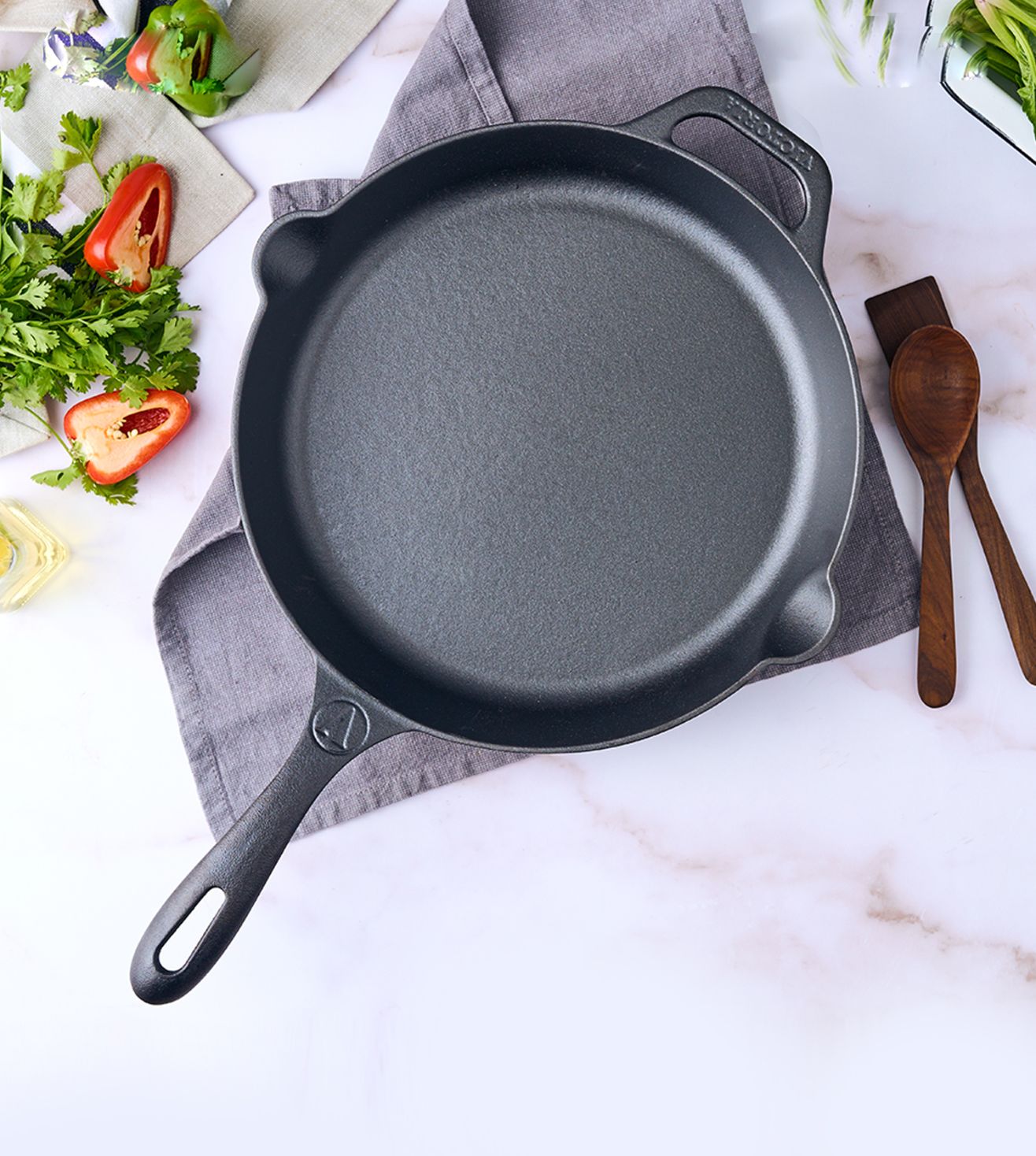 Victoria Cast Iron Skillet Large Frying Pan with Helper Handle Seasoned with 100% Kosher Certified Non-GMO Flaxseed Oil, 12 Inch, Black