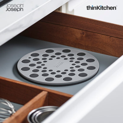 Joseph Joseph Spot On Round Trivets Grey | Stylish Silicone Trivets for Dining Table | Heat-Resistant & Scratch-Proof Surface Protectors | Compact & Modern Kitchen Accessories