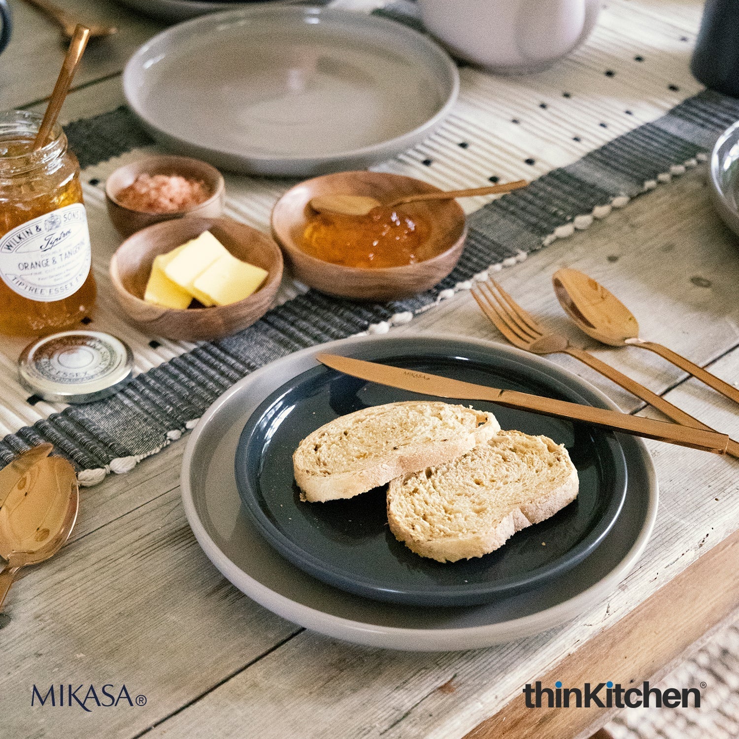 Mikasa Serenity Dining Set: Ceramic 24.5cm Dinner Plate x 15cm Ceramic Bowl, Pink - 2